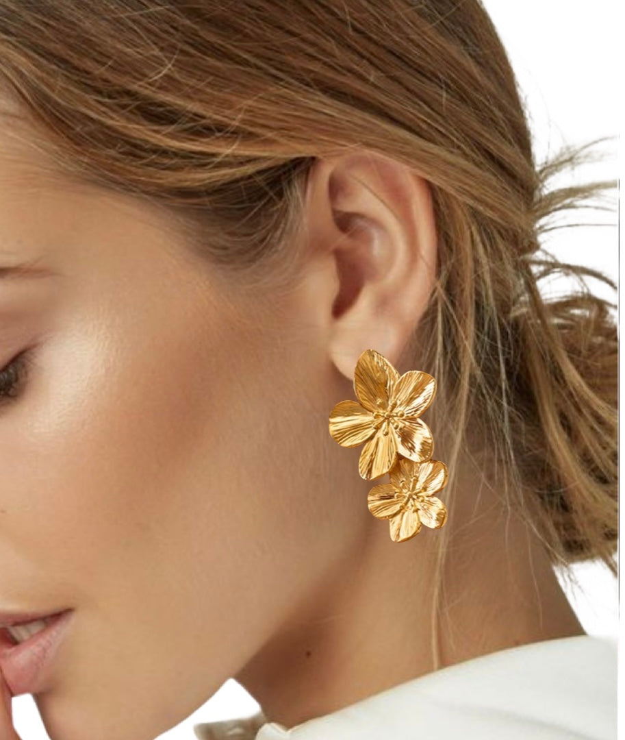Hibiscus Earrings image 1